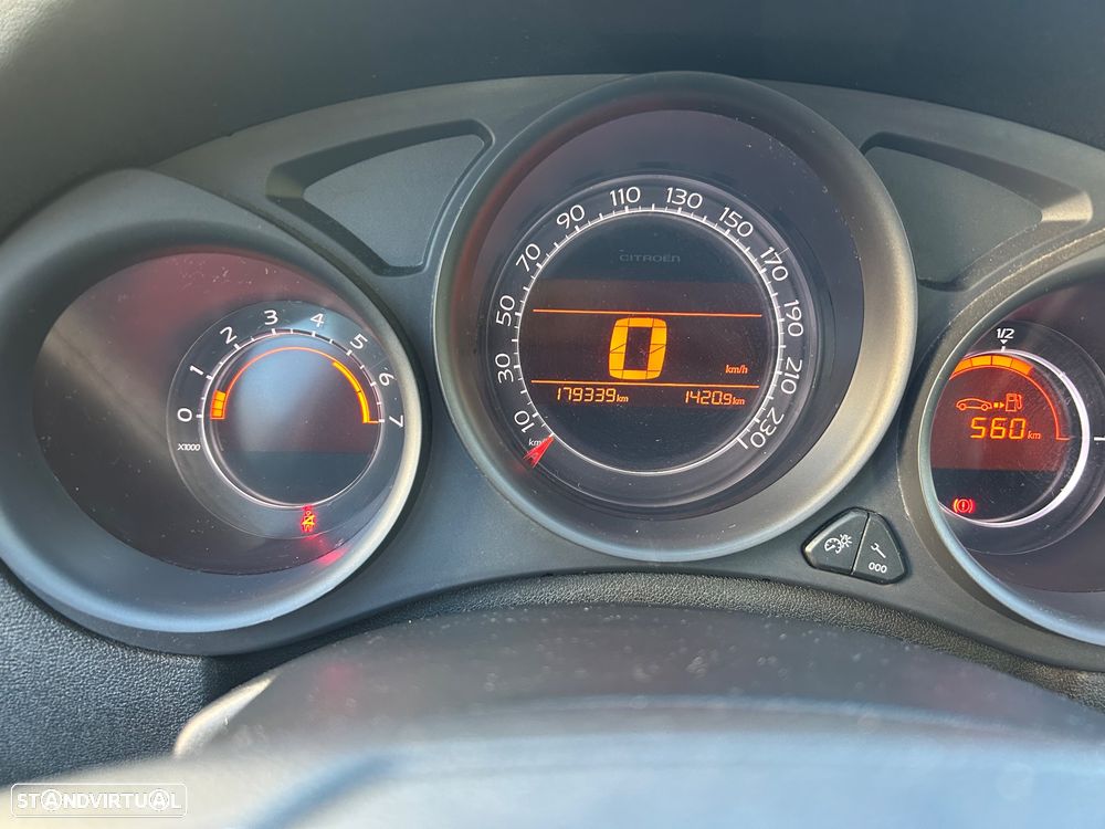 Citroën C4 1.6 HDi Seduction - 8