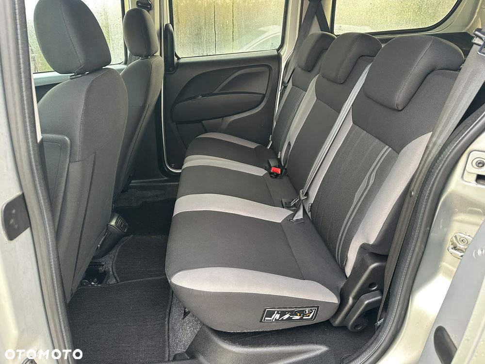 Fiat Doblo 2.0 16V Multijet lang Lounge - 36