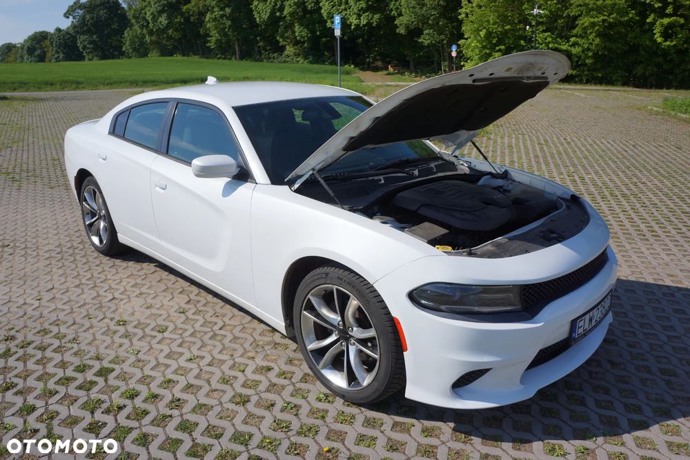 Dodge Charger - 12