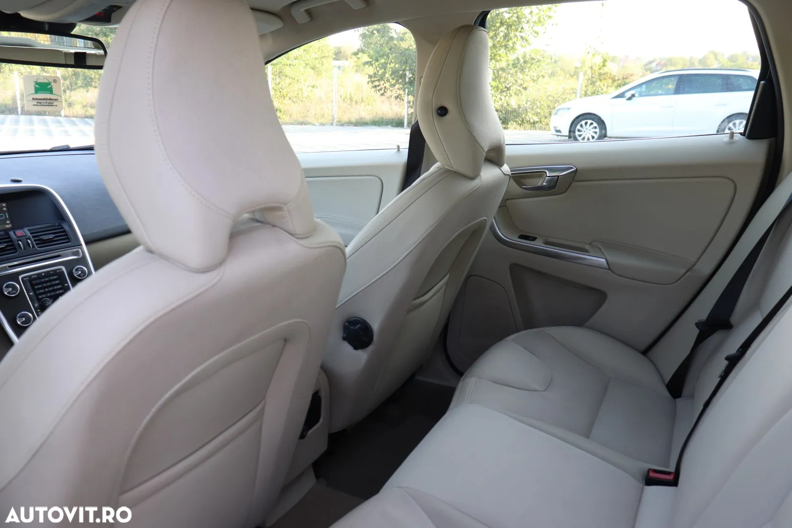 Volvo XC 60 - 11