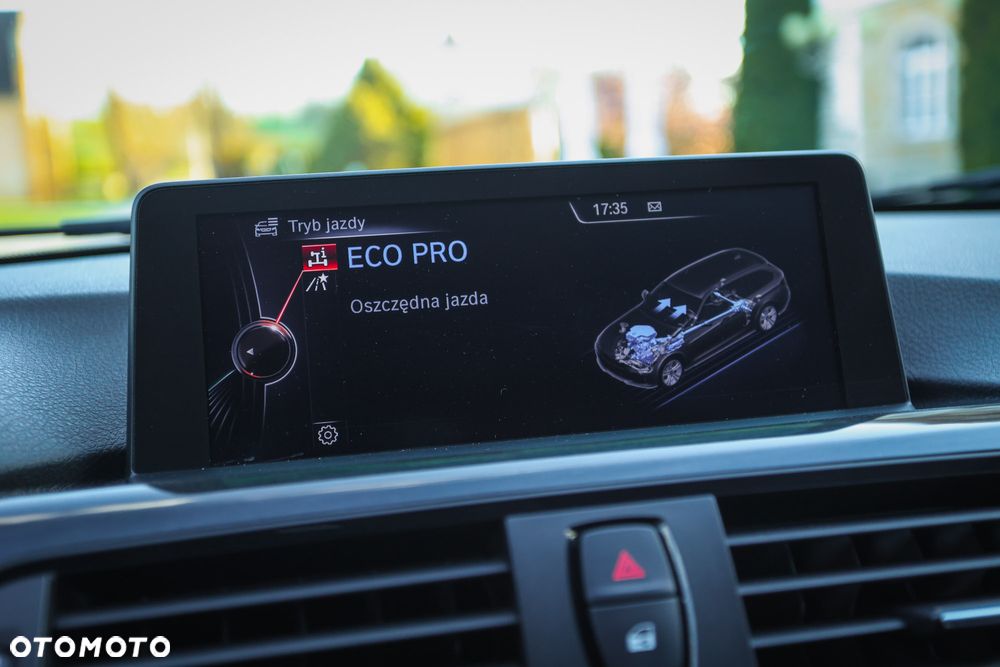 BMW Seria 3 320d Blue Performance Luxury Line - 35