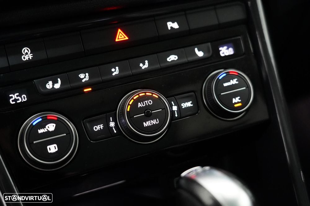 VW T-Roc 2.0 TDI Sport DSG 4Motion - 16