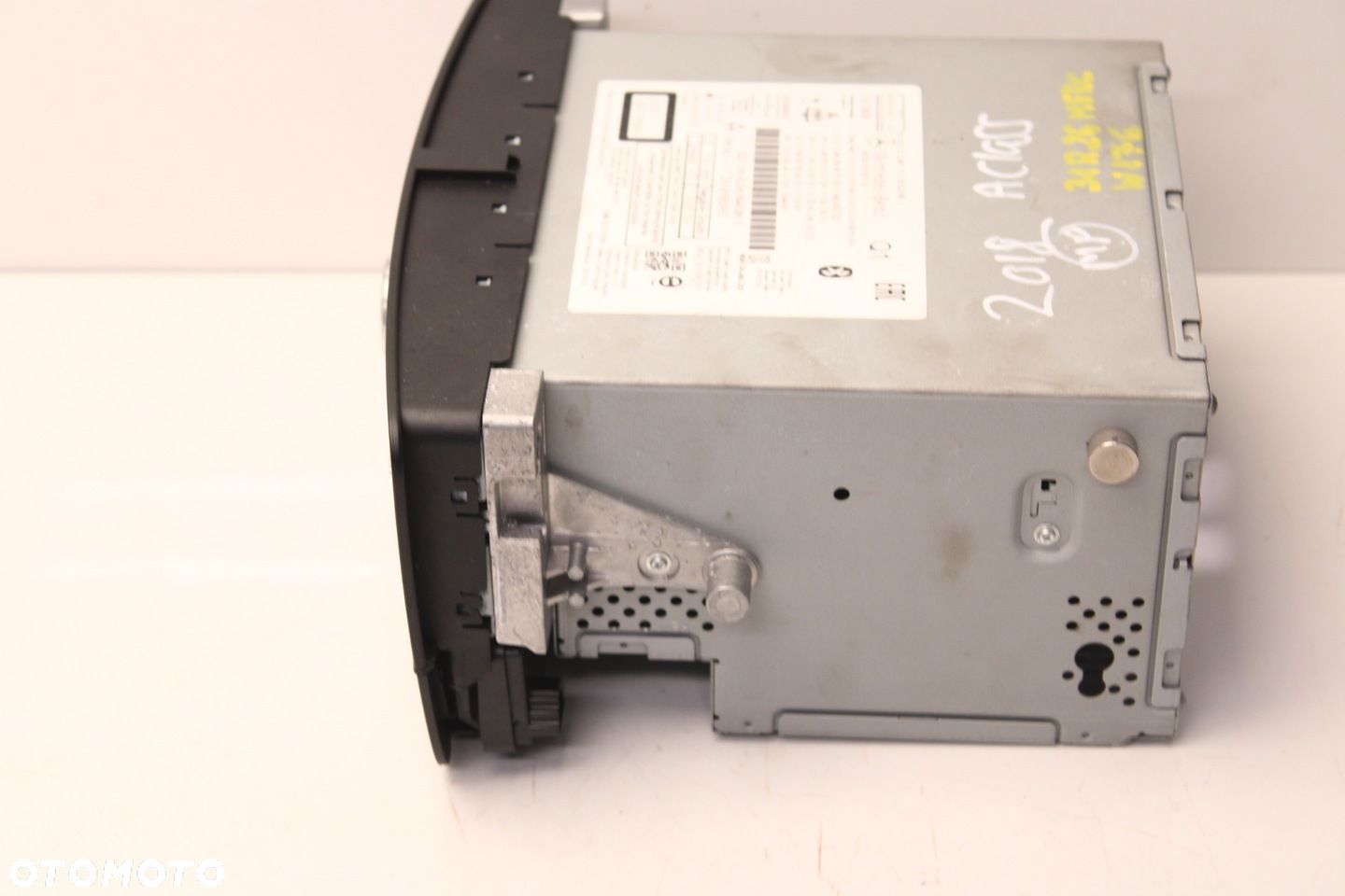 RADIO NAVI RADIOODTWARZACZ MERCEDES-BENZ A KLASA W176 2012R- - 2