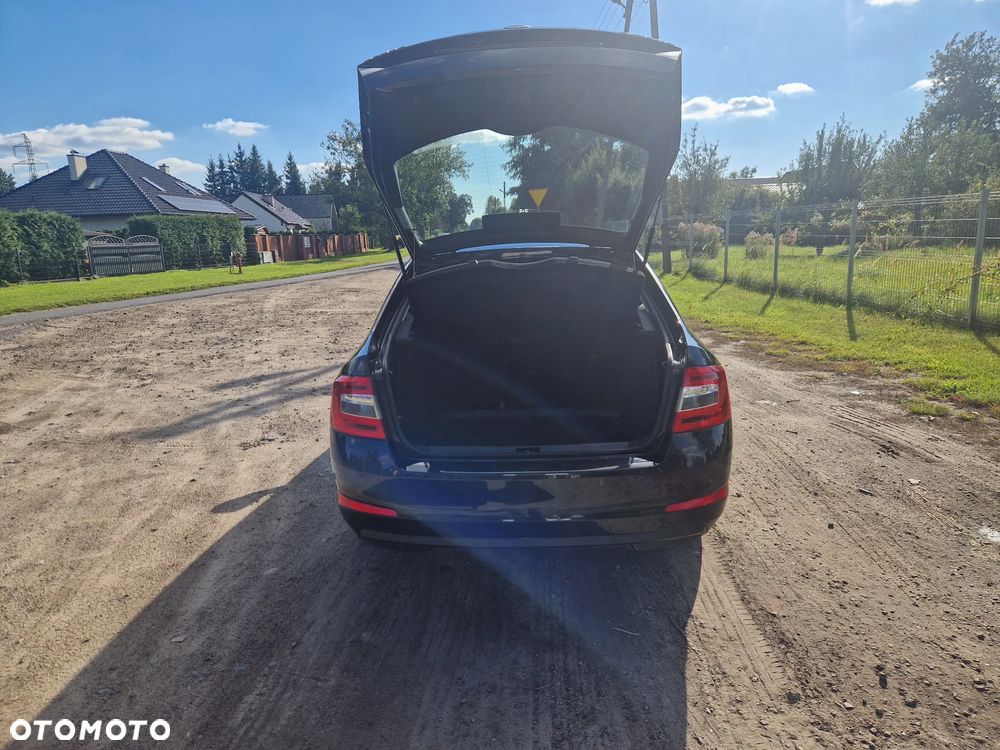 Skoda Octavia 1.4 TSI Ambition - 6