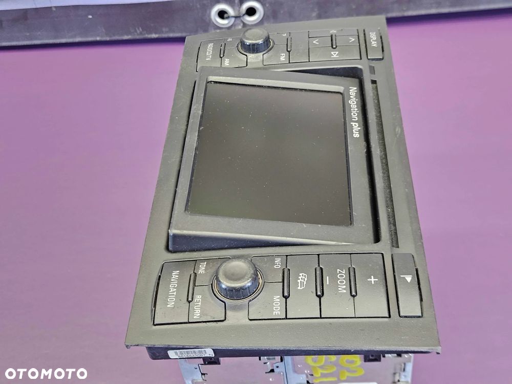 Radio 2 DIN Radioodtwarzacz 4B0035192K Blaupunkt Navigation Plus Audi A4 B6 B7 A6 C5 Ksiażka Kod - 11