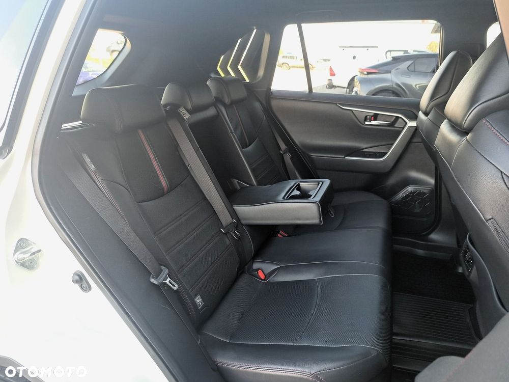 Toyota RAV4 - 21
