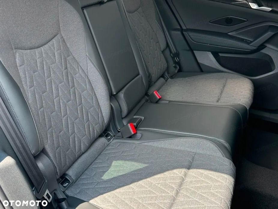 Volkswagen Tiguan - 13