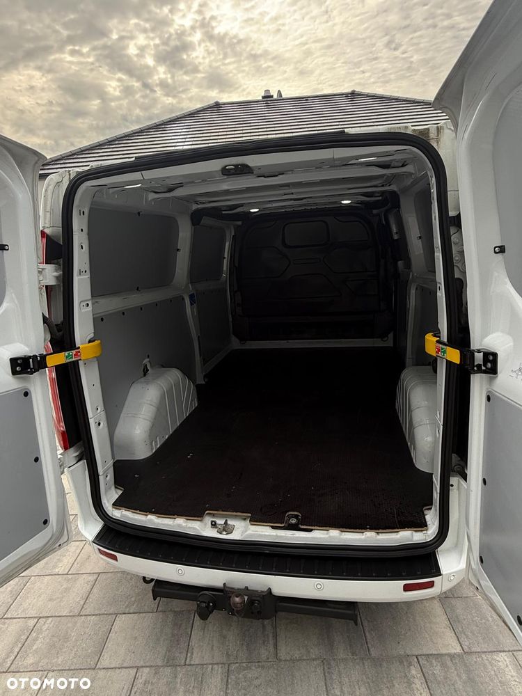 Ford TRANSIT CUSTOM - 10