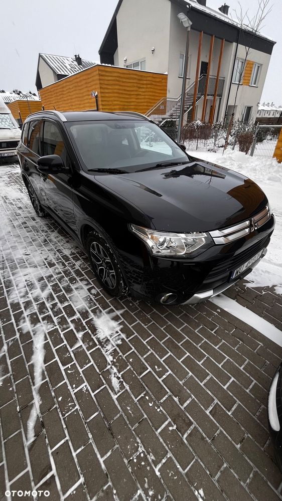 Mitsubishi Outlander 2.2 DID Intense + 4WD - 4