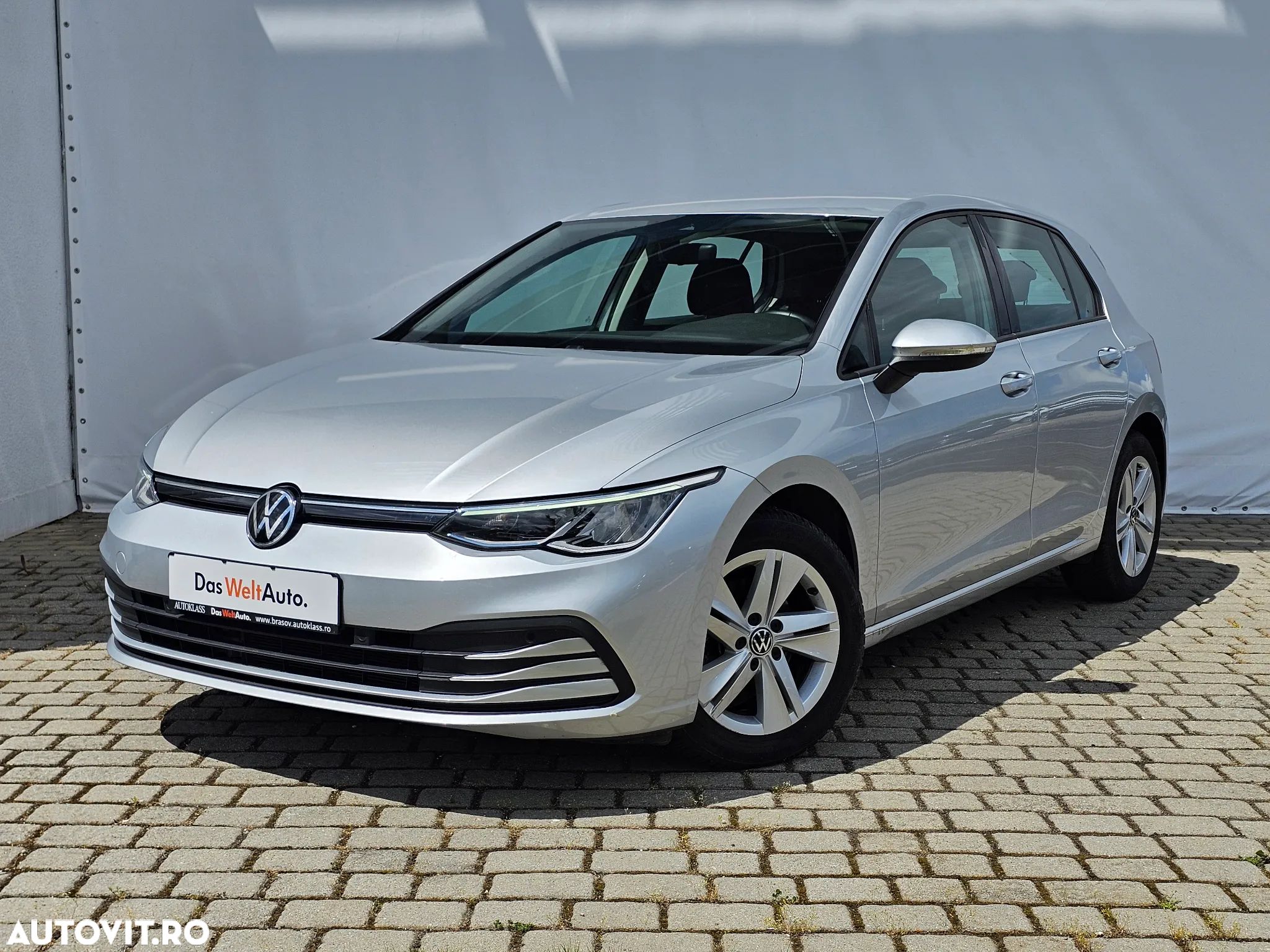 Volkswagen Golf 1.0 TSI Life - 1