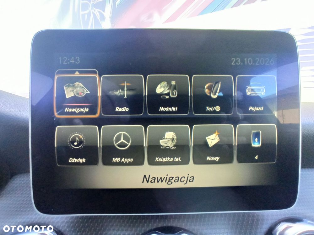 Mercedes-Benz GLA - 17