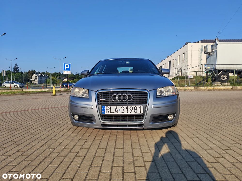 Audi A3 Sportback 2.0 TDI DPF S line Sportpaket (plus) - 2