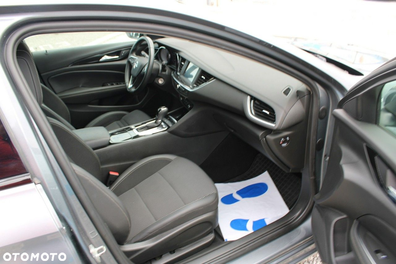 Opel Insignia - 28