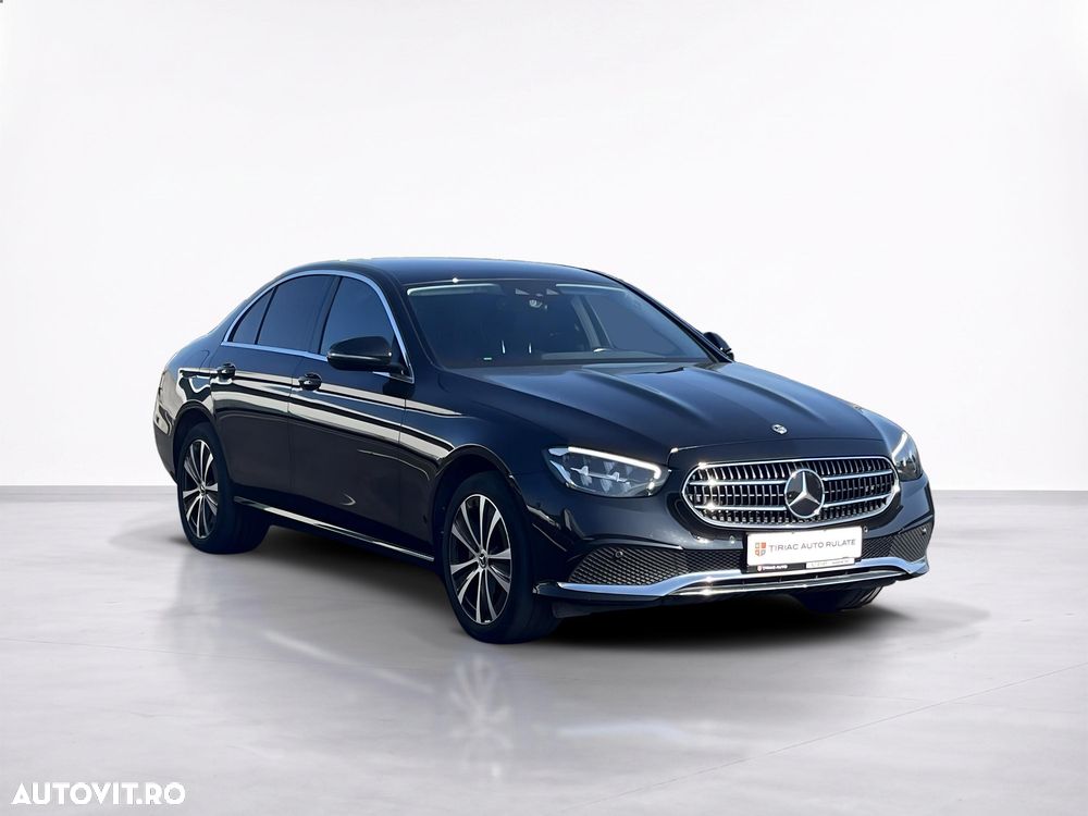 Mercedes-Benz E 300 4MATIC Aut. - 9