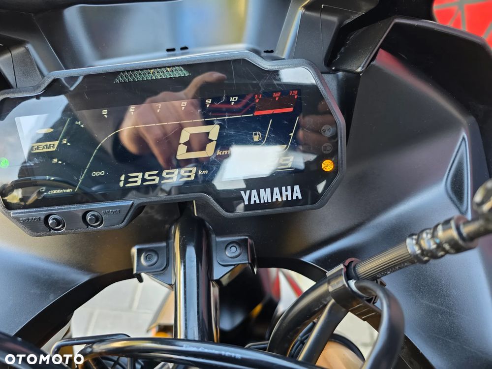 Yamaha YZF - 18