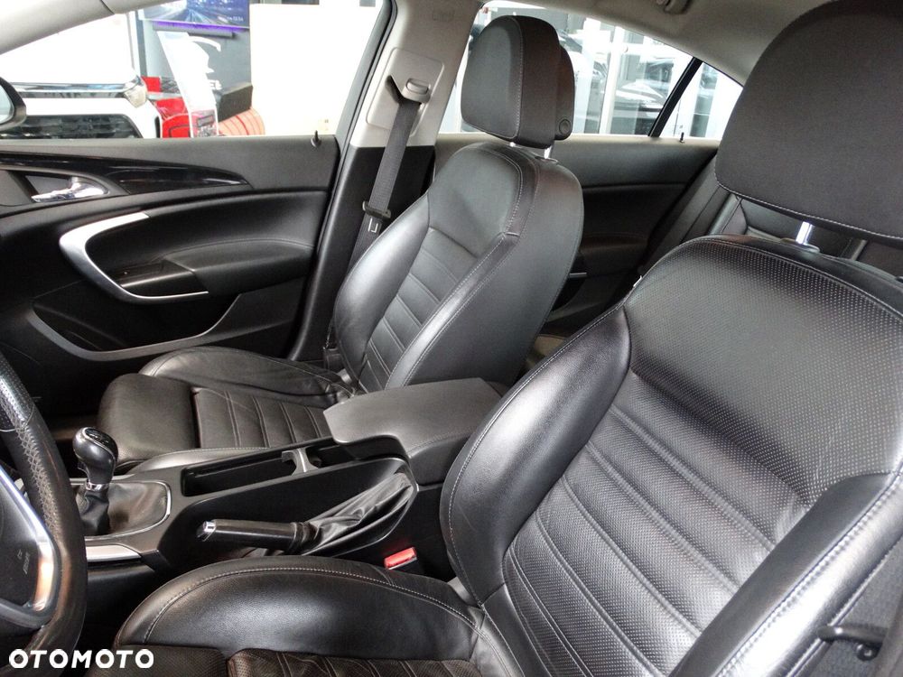 Opel Insignia - 9