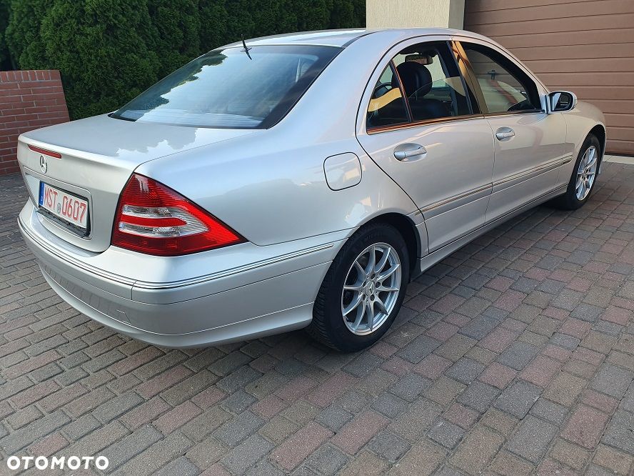 Mercedes-Benz Klasa C 180 Kompressor Automatik Avantgarde - 5