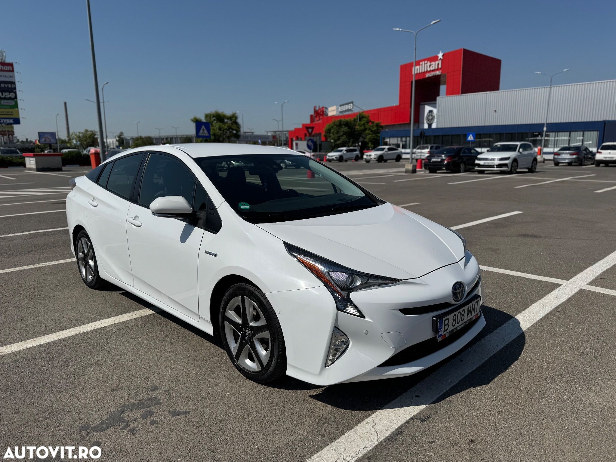 Toyota Prius (Hybrid) Executive - 1