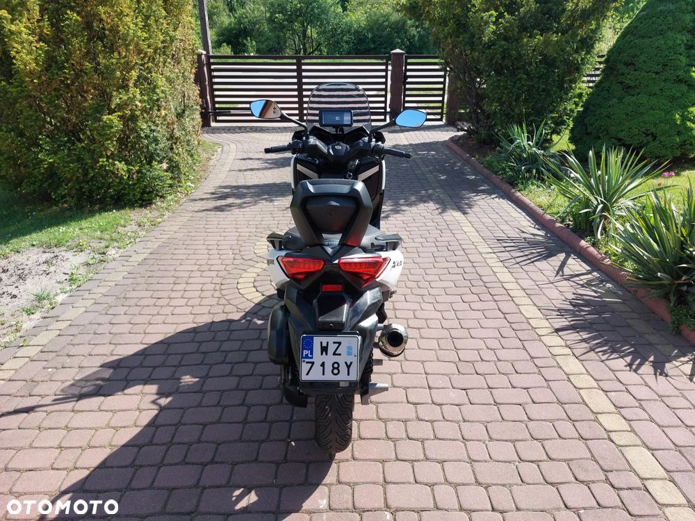 Yamaha X-max - 5
