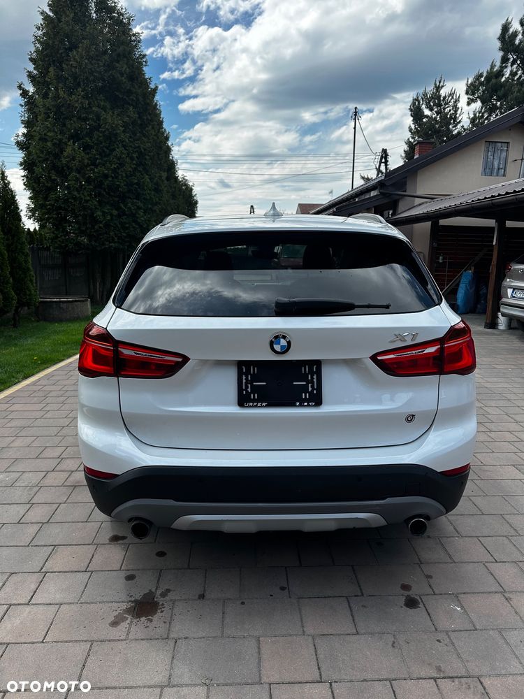 BMW X1 xDrive25i xLine sport - 6