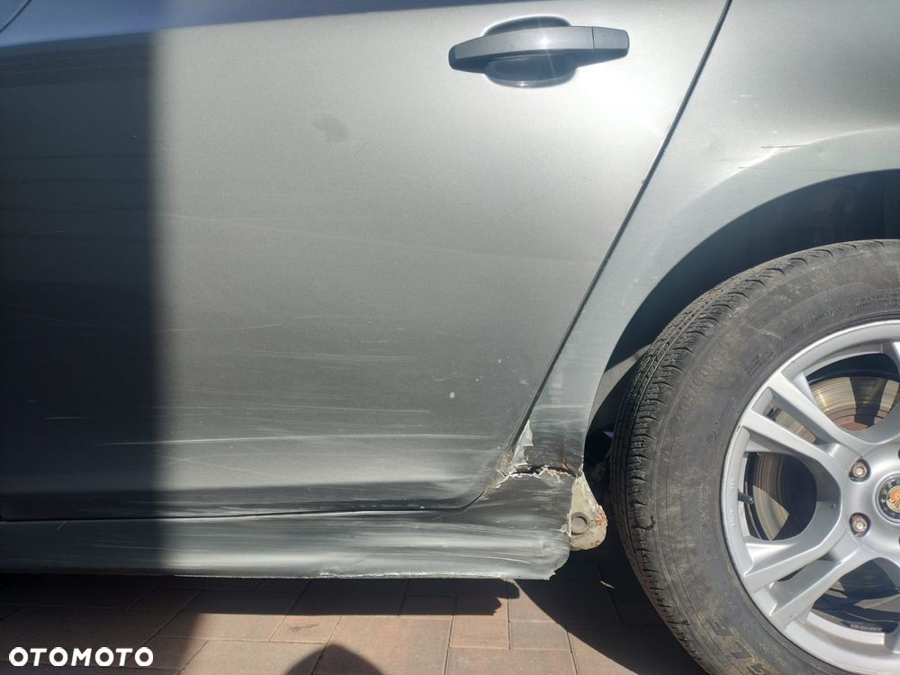 Chevrolet Cruze - 10