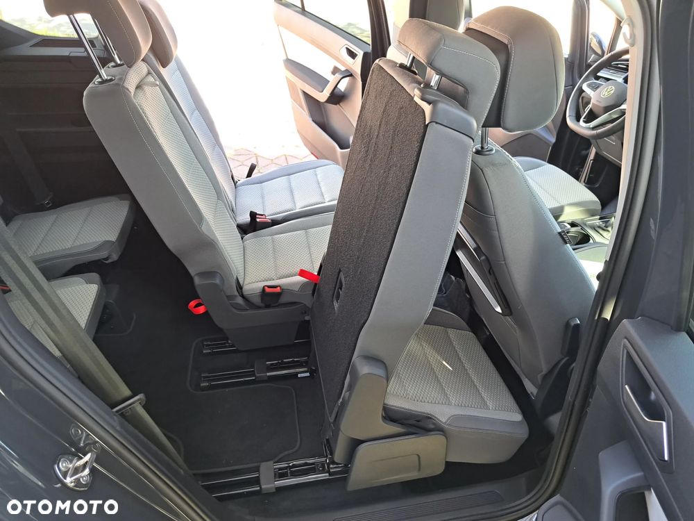 Volkswagen Touran 1.5 TSI EVO Special Edition DSG - 16
