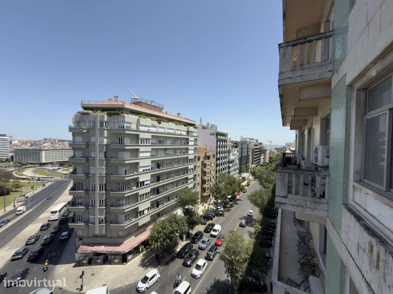Apartamento T5 Lisboa Rua Castilho - Habitação e Serviços - Grande imagem: 4/39