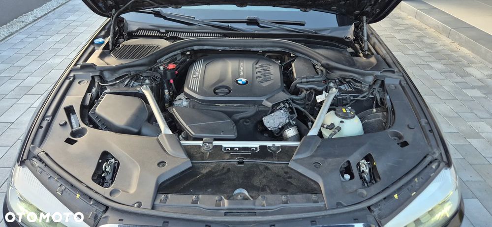 BMW Seria 5 520d Efficient Dynamics Luxury Line sport - 29