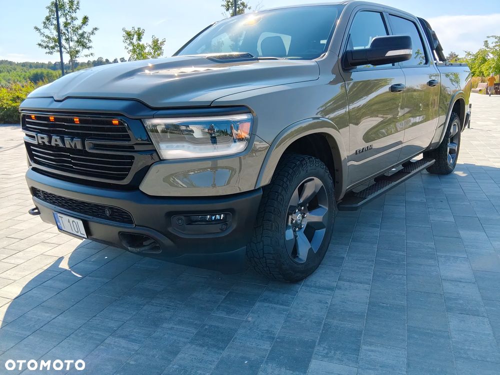 RAM 1500 5.7 Crew Cab Laramie - 12