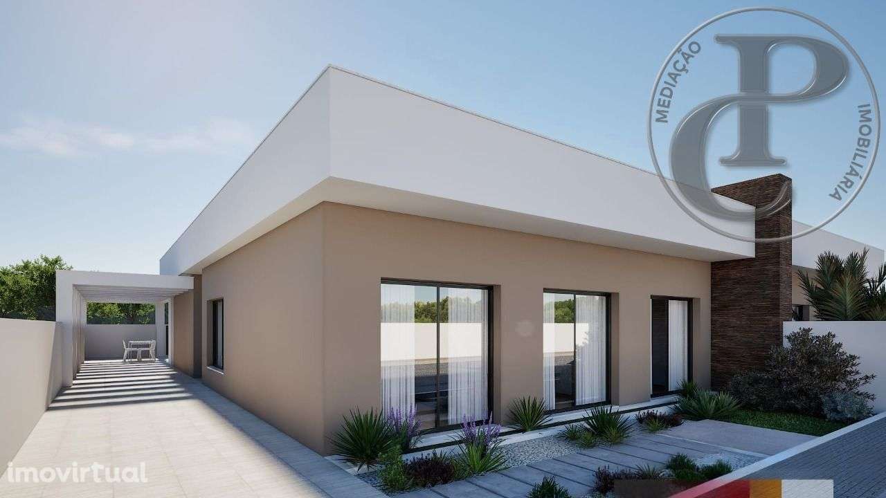 Moradia térrea T4 em Fernão Ferro - Grande imagem: 3/8