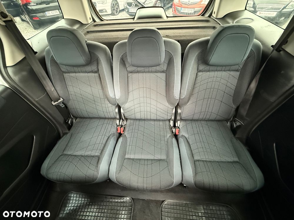 Peugeot Partner 110 Family - 22