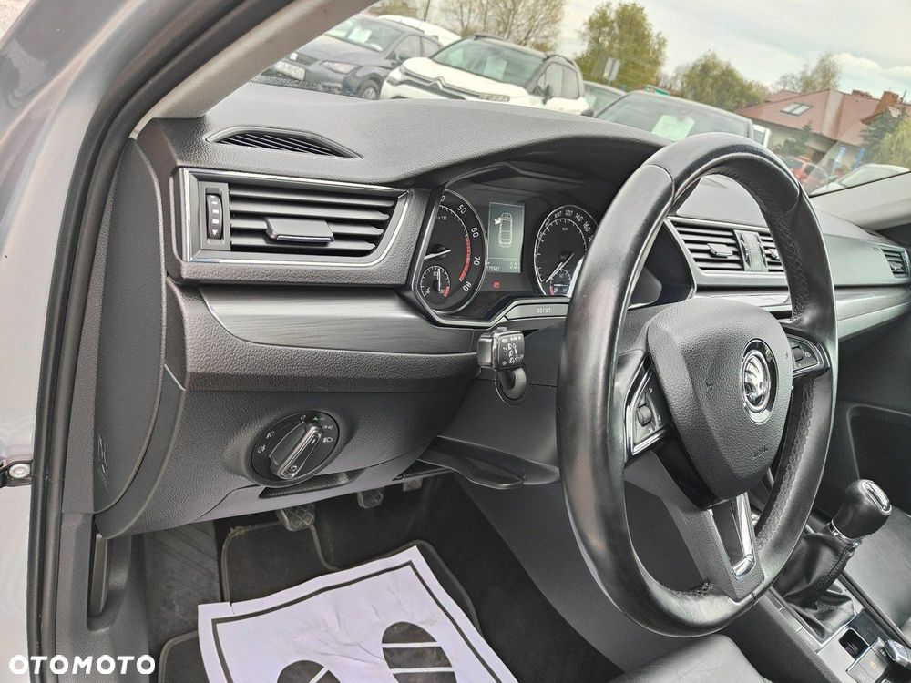 Skoda Superb 1.4 TSI Style - 16