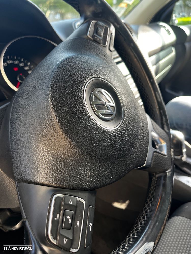 VW Golf Variant 1.6 TDi Highline DSG - 11