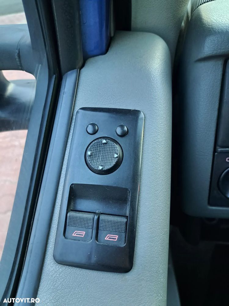 Volkswagen Multivan - 5