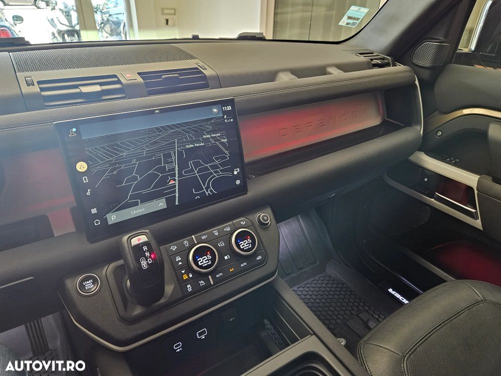 Land Rover Defender 110 3.0 D250 MHEV XS Edition - 24