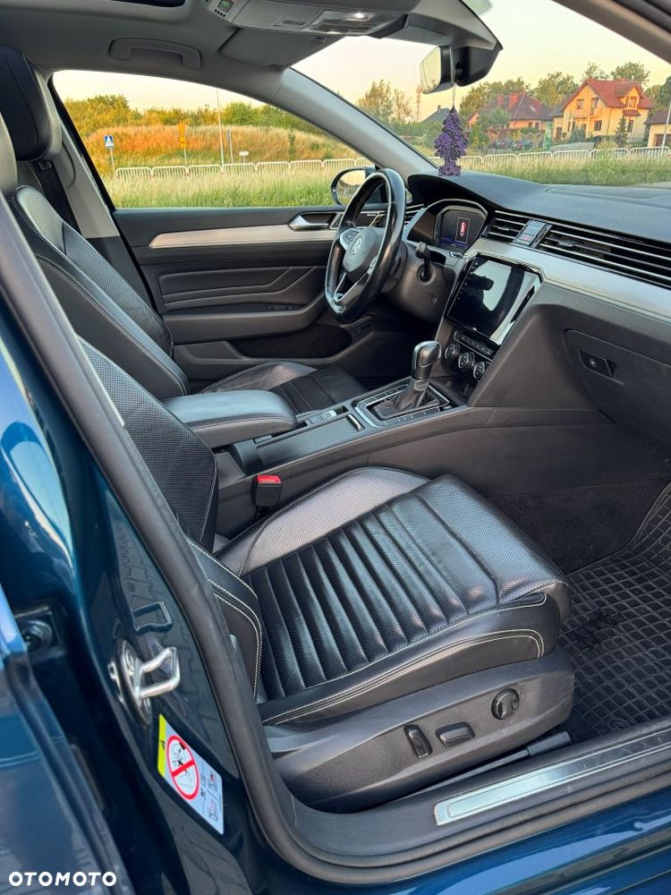 Volkswagen Passat 2.0 TDI 4Mot Elegance DSG - 19