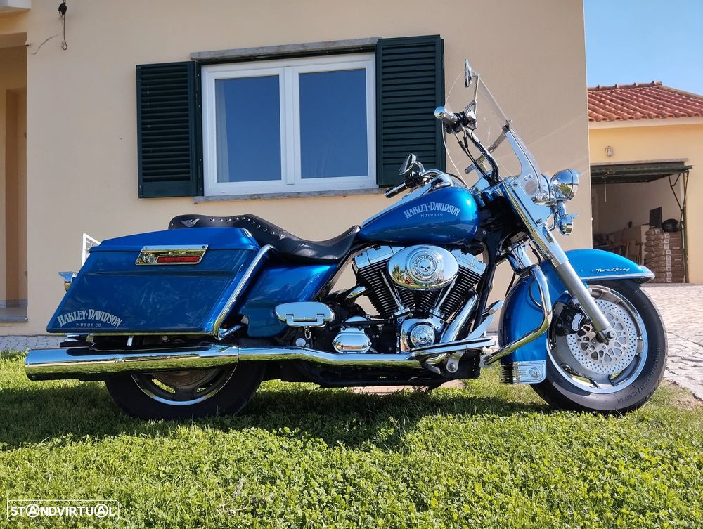 Harley-Davidson FLHRCI Road King - 2