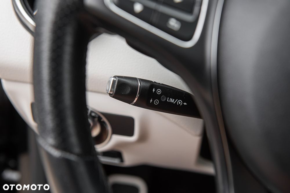 Mercedes-Benz GLA 200 7G-DCT Edition 1 - 23