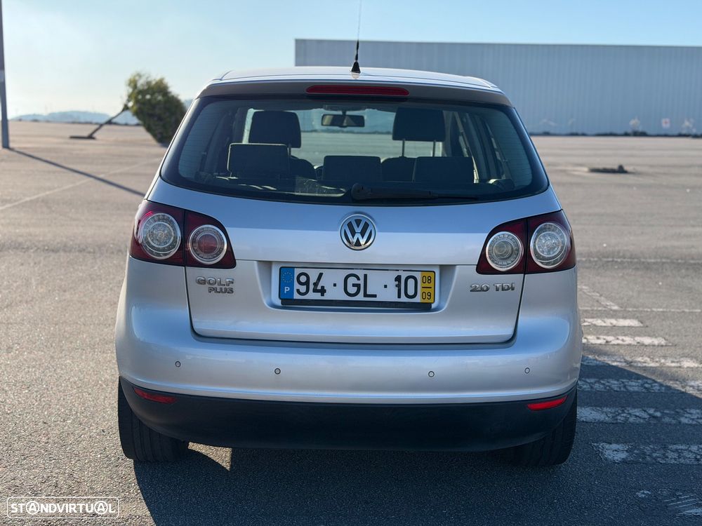 VW Golf Plus 2.0 TDi Highline - 11