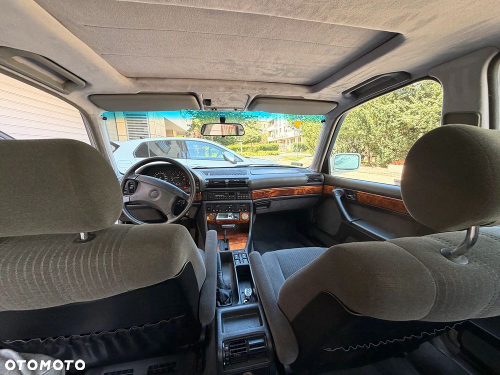 BMW Seria 7 - 27