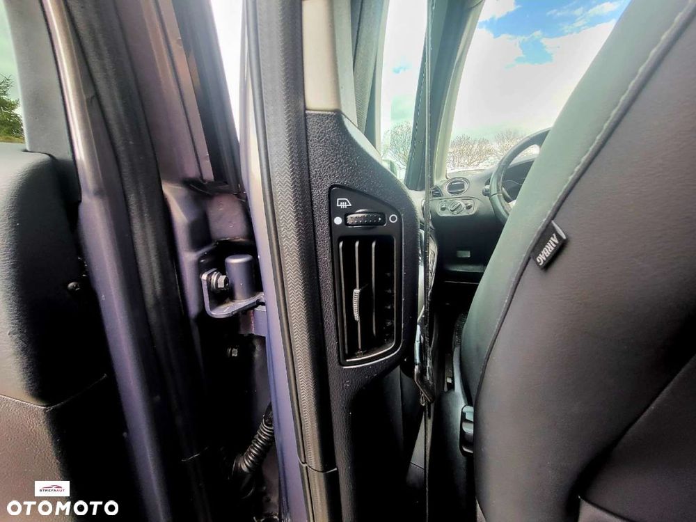 Ford S-Max - 19