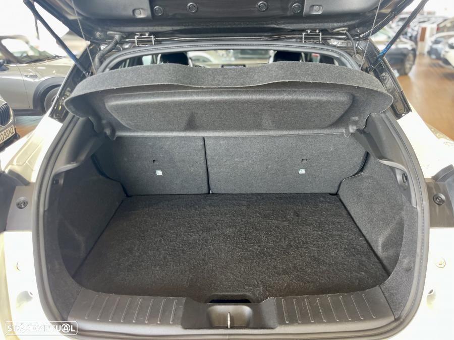 Nissan Juke 1.0 DIG-T N-Connecta NAV.+TwoTone NC DCT - 31