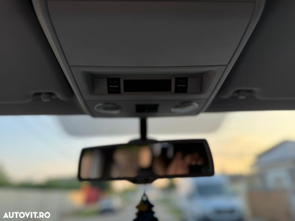 Volkswagen Transporter Multivan Highline - 16