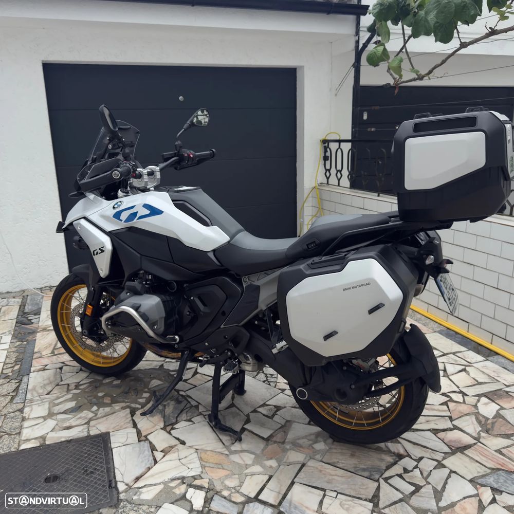 BMW R 1300 GS Adventure - 2