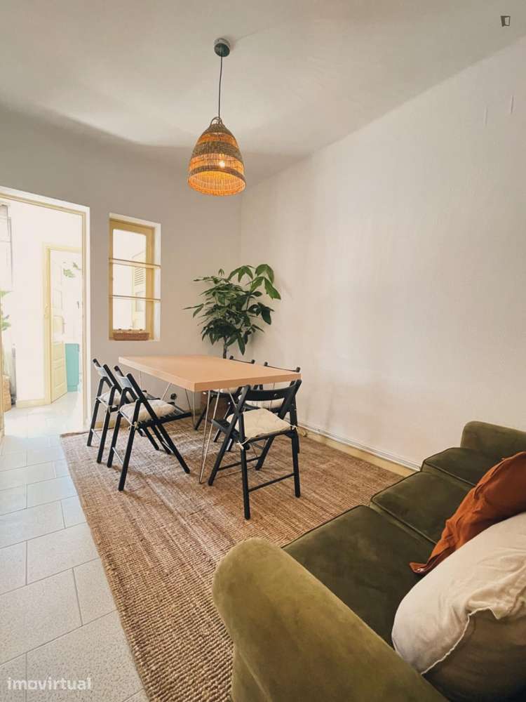Quarto - localizado em Santo Ildefonso Porto - Grande imagem: 4/8