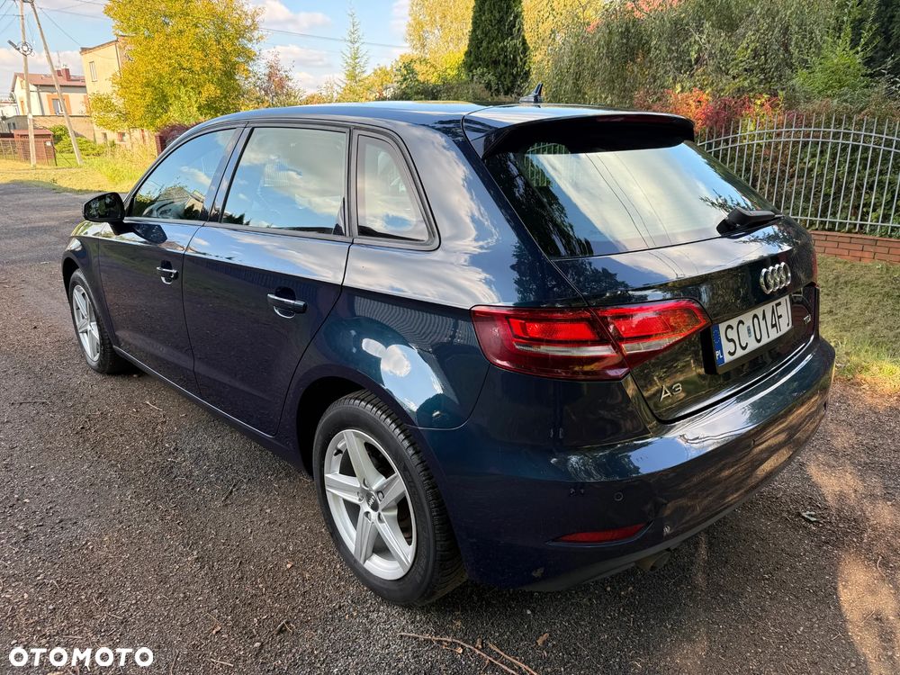 Audi A3 Sportback - 11