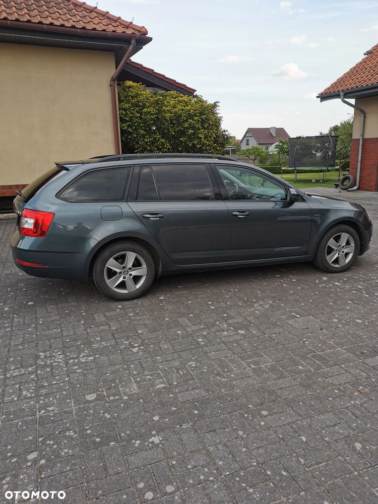 Skoda Octavia 1.6 TDI Ambition - 10