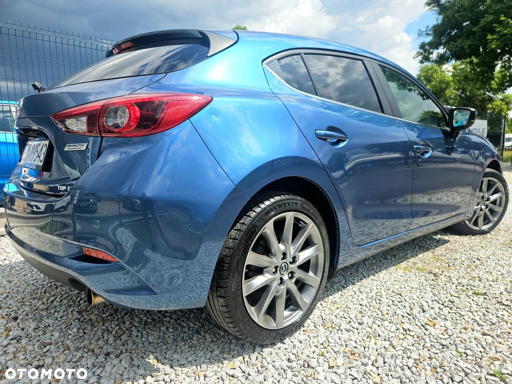Mazda 3 - 9