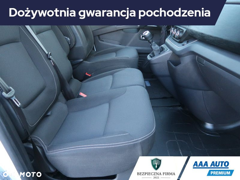 Renault trafic - 10