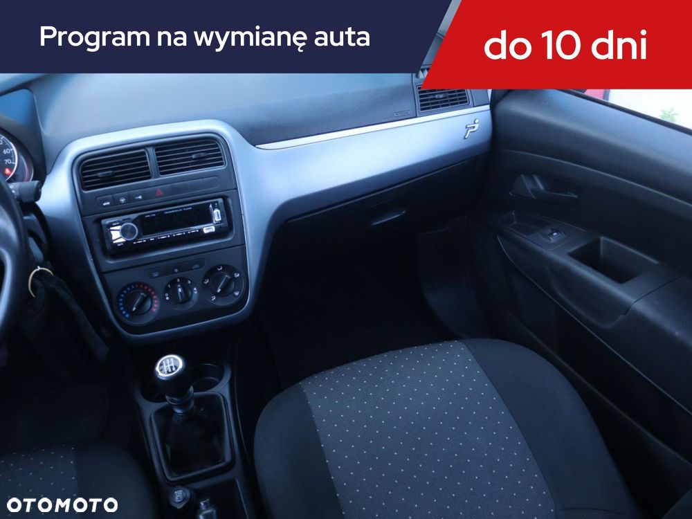 Fiat Grande Punto - 10
